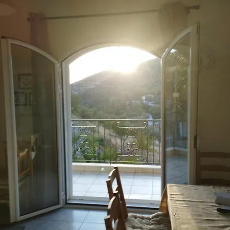 Apartment Rhm Relaxing Monthly Akraifnio