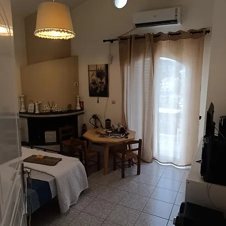 Appartamento Rhm Relaxing Monthly Akraifnio